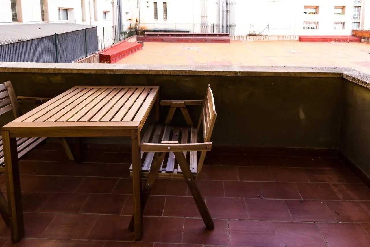Sistach Girona Apartment