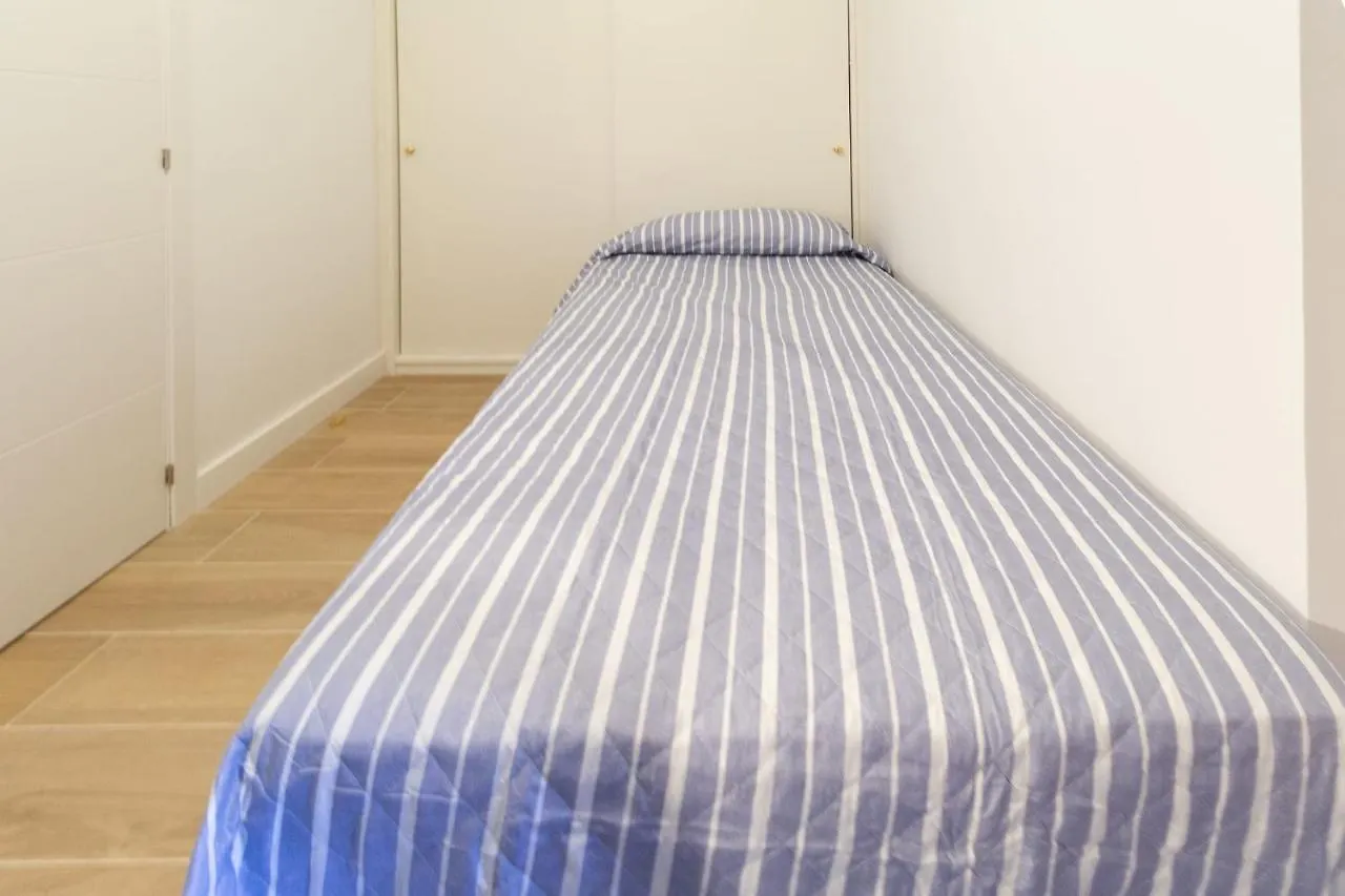 Sistach Girona Apartment