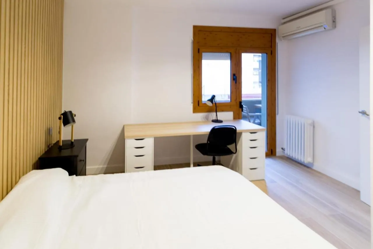 Sistach Girona Apartment