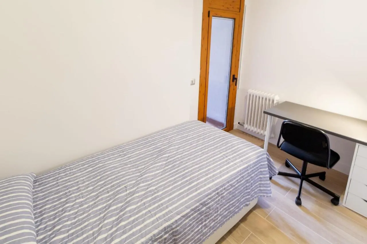 Sistach Girona Apartment